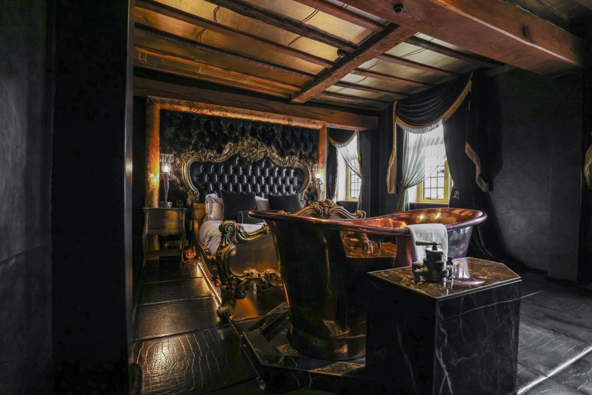 Crazy Bear Beaconsfield Hotel Luaran gambar